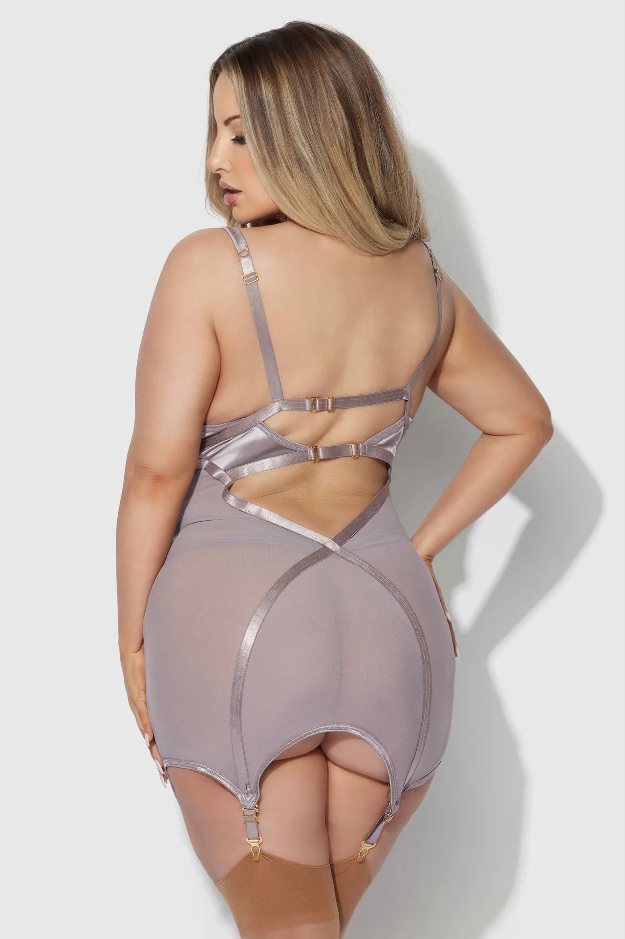 Plus size underwire chemise Raquel dark rose