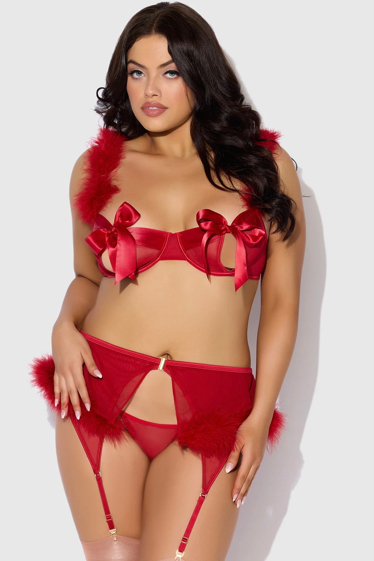 Plus size Marilyn marabou bra, garter and panty set