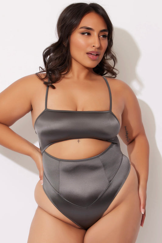 Plus size Cutout Scoop Back Bodysuit
