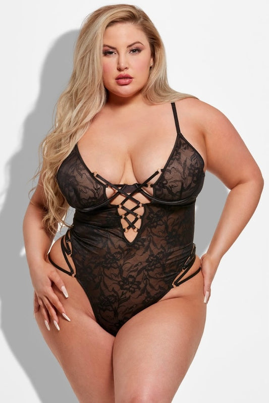 Plus size Flora strappy lace teddy
