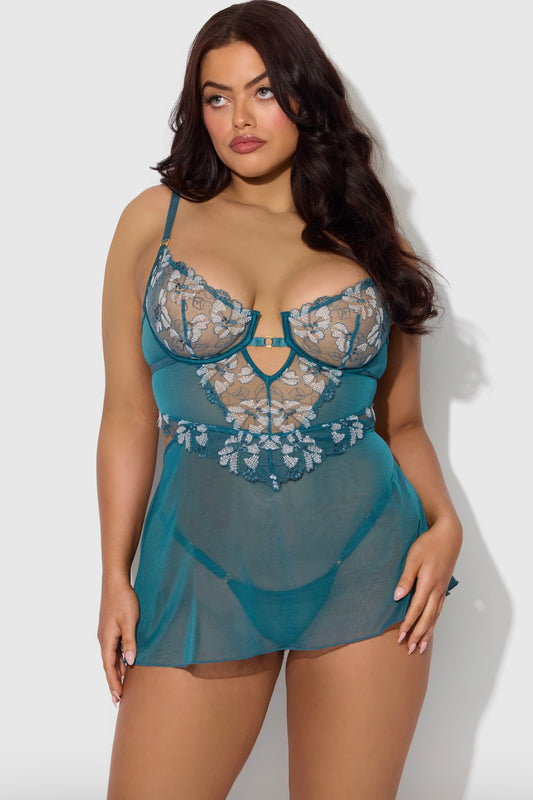 Plus size Nova blacklight lace babydoll and g-string