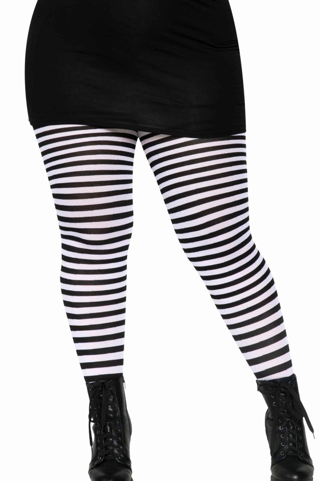 Striped tights - CurvynBeautiful 